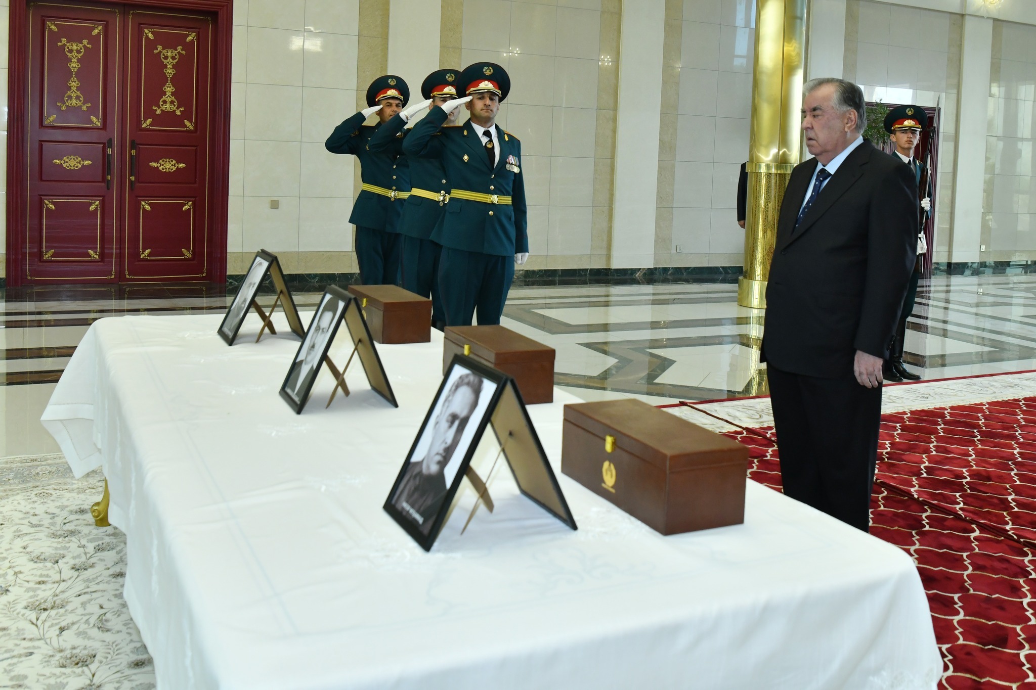 ҚАҲРАМОНОН НАМЕМИРАНД